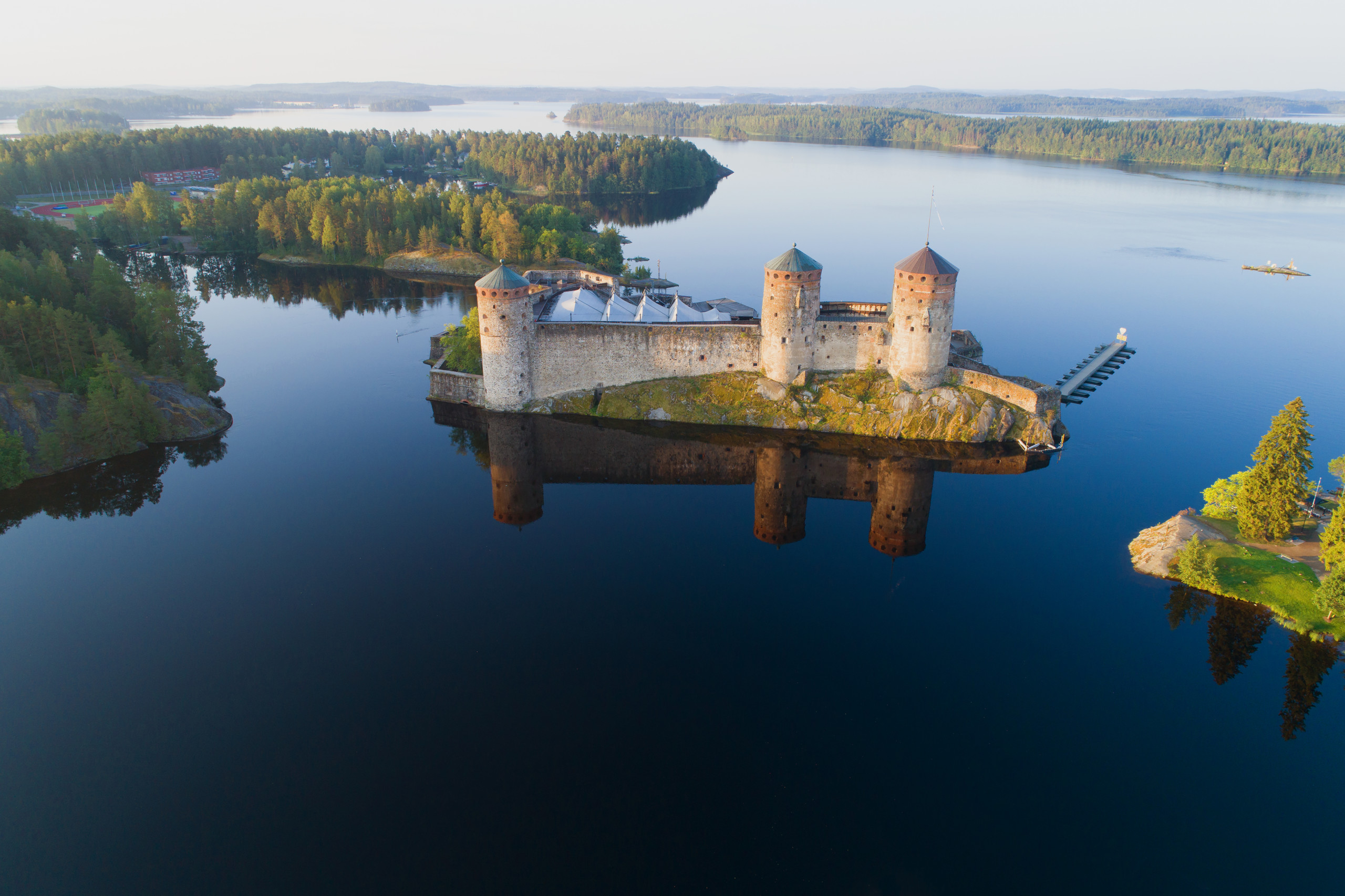 Olavinlinna ilmakuva kesällä